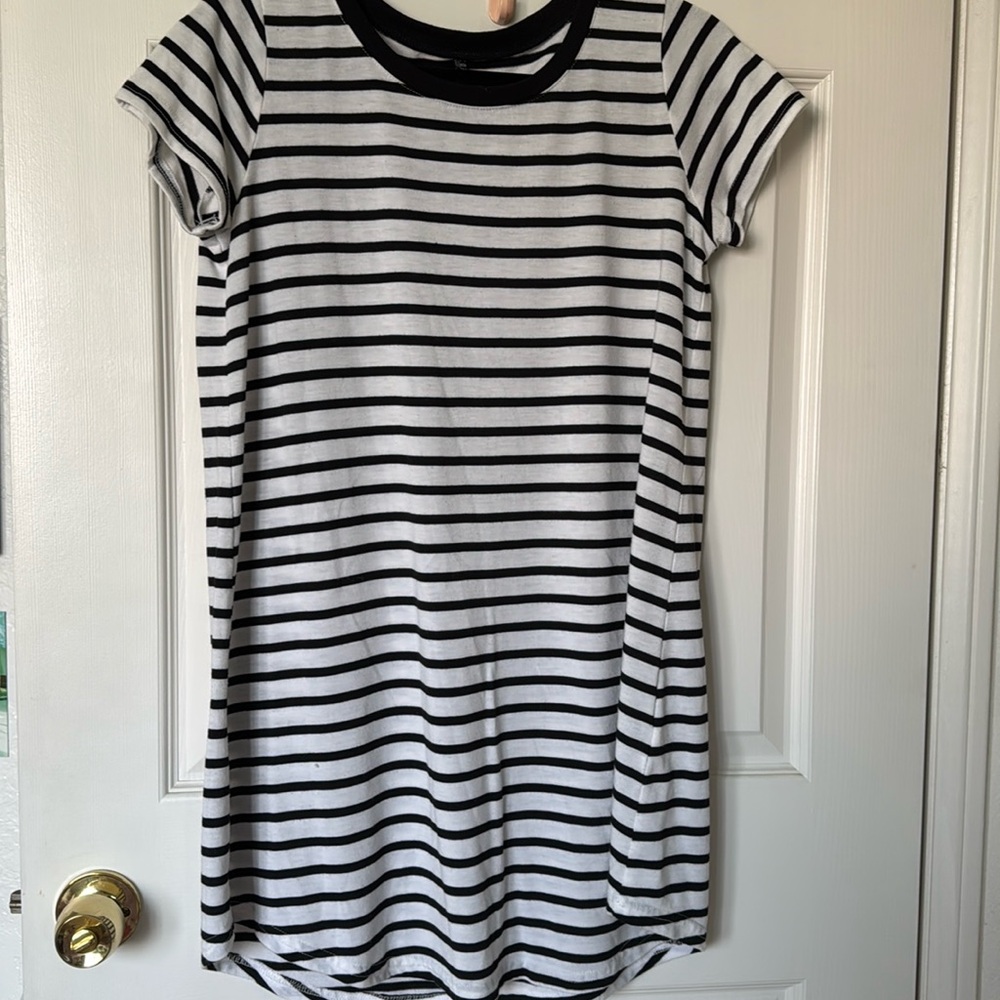 Stripped t-shirt dress